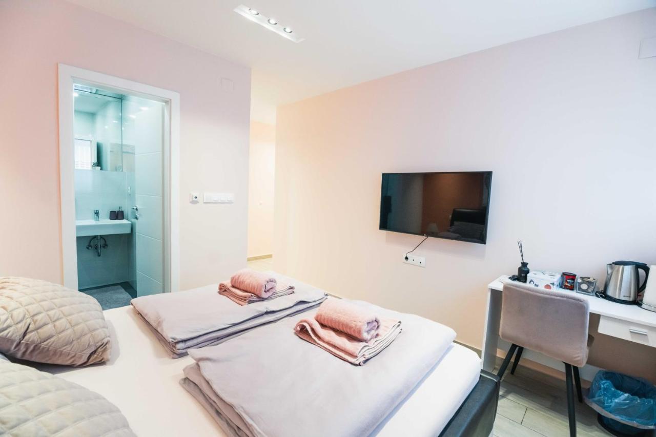 The Place Apartments Hebrangova ซาเกร็บ ภายนอก รูปภาพ